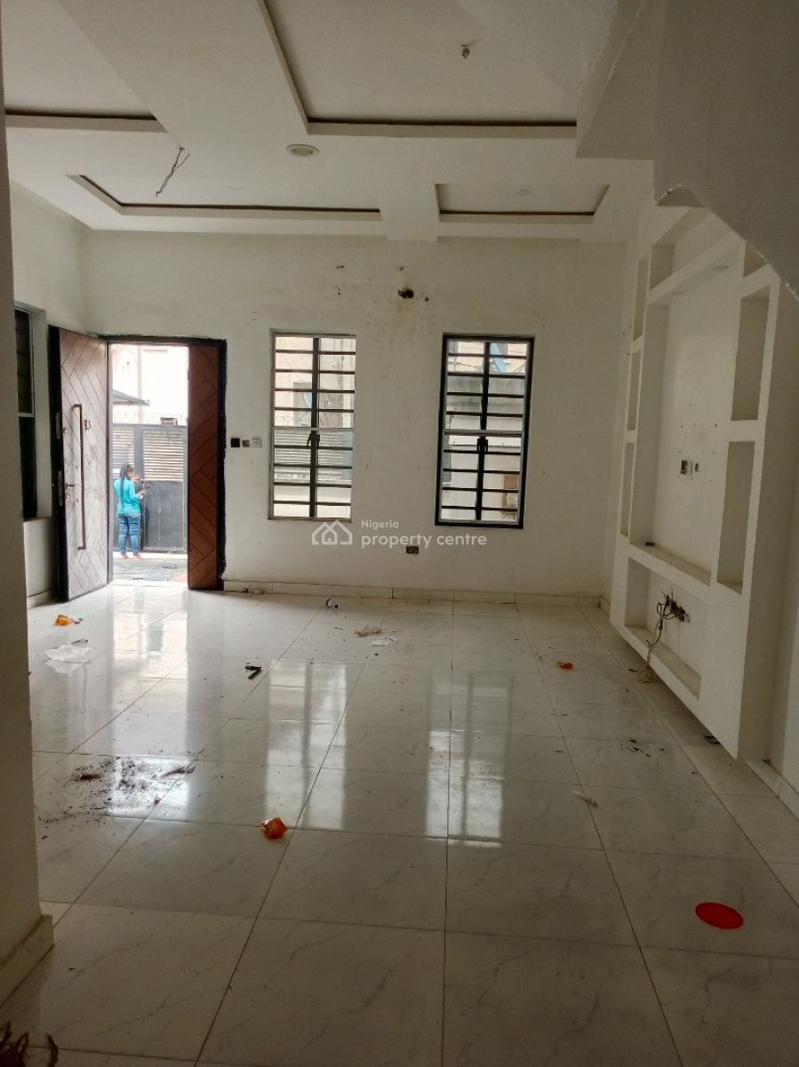 Beautiful and Spacious 4 Bedroom with Bq Security House 3 Car Park, Orchid Road, Lekki, Lagos, Semi-detached Duplex for Rent
