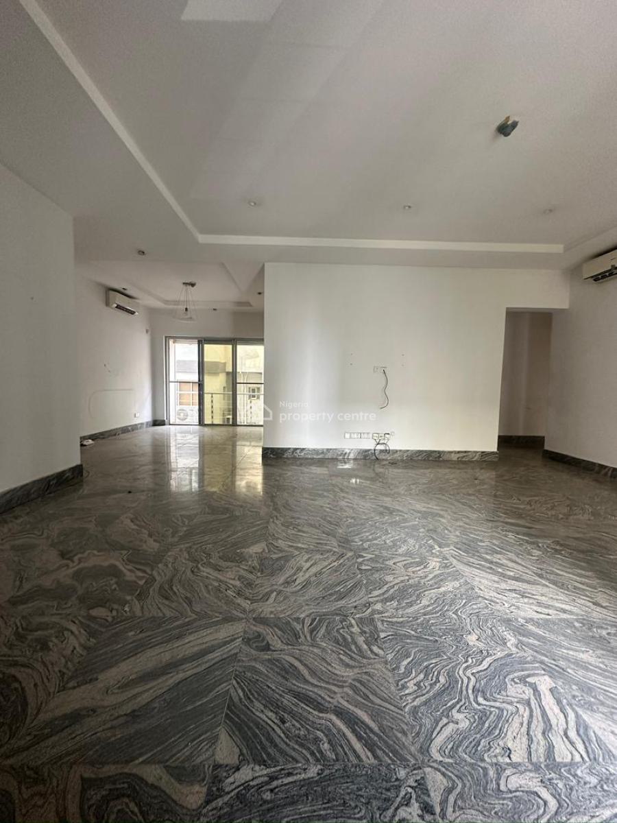 3 Bedroom Apartment & Bq Undergoing Renovation, Lekki Phase 1, Lekki, Lagos, Flat / Apartment for Rent