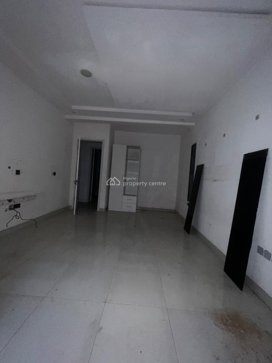 Well Built 2 Bedroom Apartment with Bq, Ologolo, Lekki, Lagos, Flat / Apartment for Rent