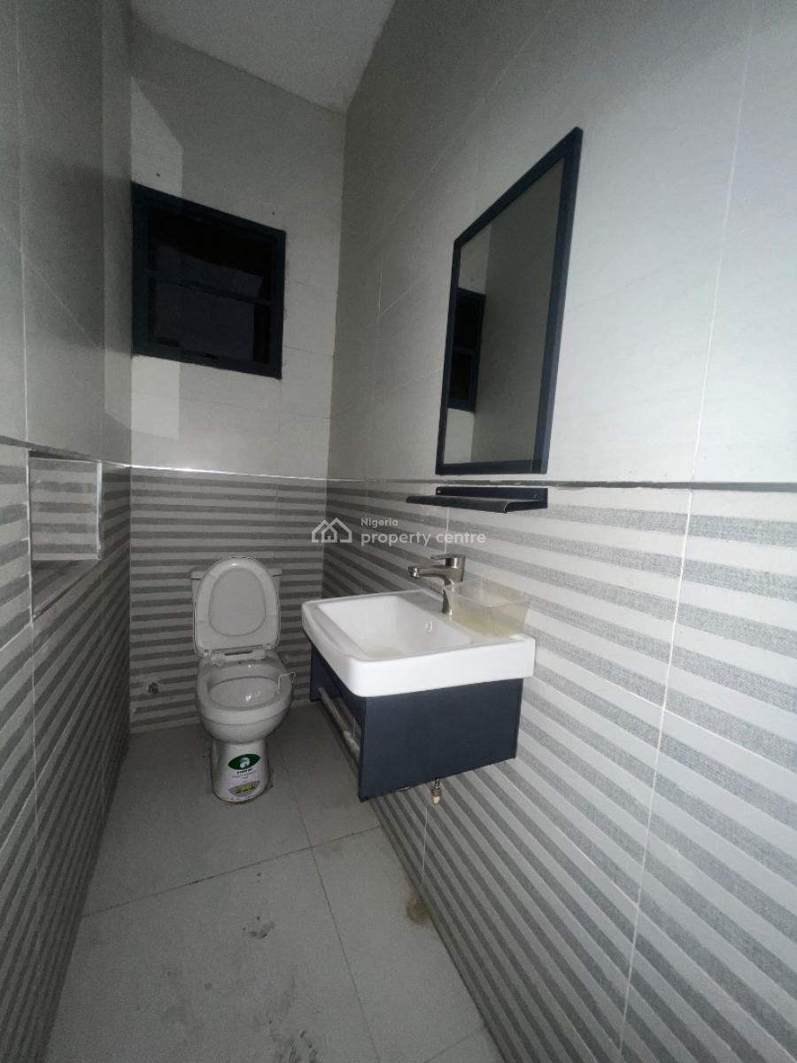 Well Built 2 Bedroom Apartment with Bq, Ologolo, Lekki, Lagos, Flat / Apartment for Rent