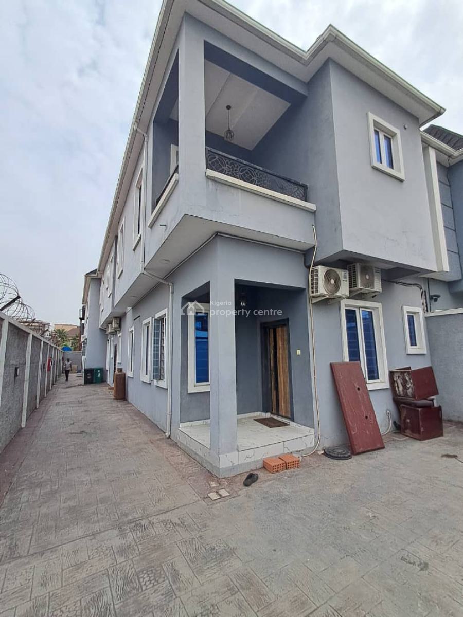 Executive New 3 Bedroom Duplex, Gra Phase 2, Magodo, Lagos, Flat / Apartment for Rent
