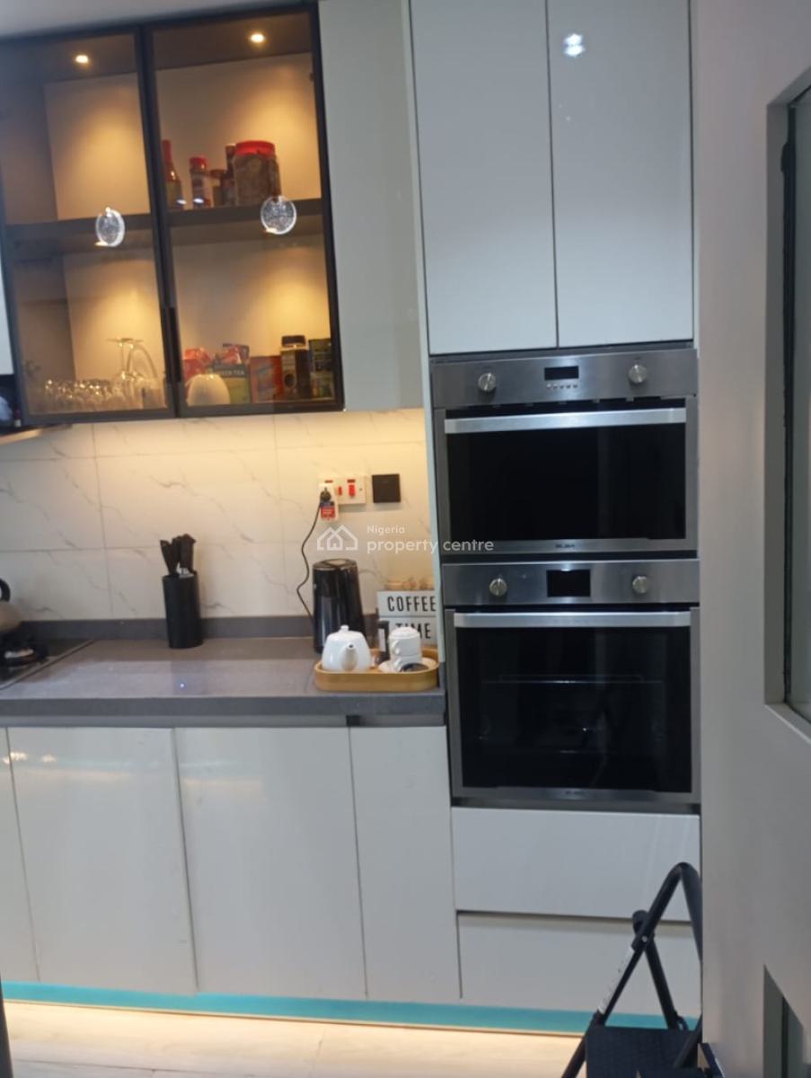 3 Bedrooms Fully Furnished Apartment, Lekki Phase 1, Lekki Phase 1, Lekki, Lagos, Flat / Apartment for Sale