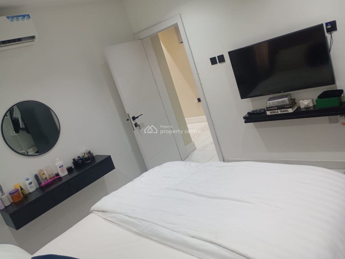 3 Bedrooms Fully Furnished Apartment, Lekki Phase 1, Lekki Phase 1, Lekki, Lagos, Flat / Apartment for Sale