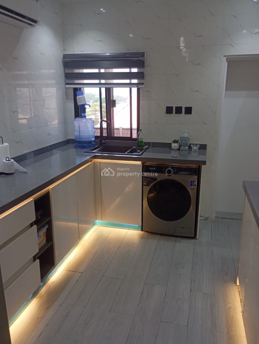 3 Bedrooms Fully Furnished Apartment, Lekki Phase 1, Lekki Phase 1, Lekki, Lagos, Flat / Apartment for Sale