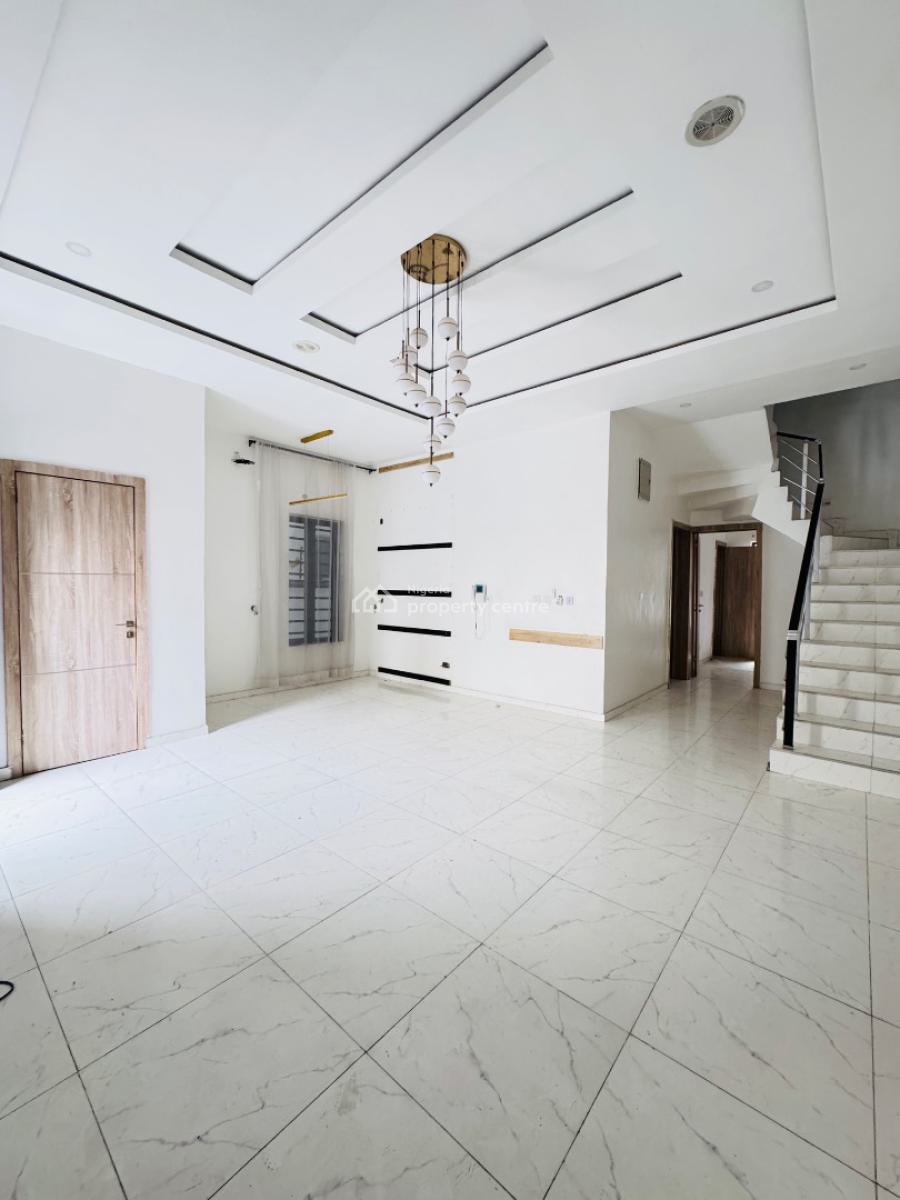 4bedroom Spacious Semi Detached Duplex Available 8.5m, Orchid Road, Lekki, Lagos, Detached Duplex for Rent