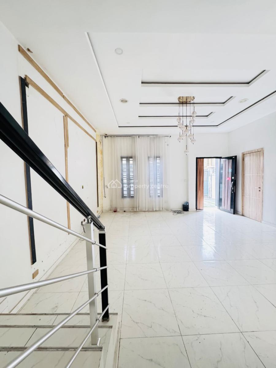 4bedroom Spacious Semi Detached Duplex Available 8.5m, Orchid Road, Lekki, Lagos, Detached Duplex for Rent