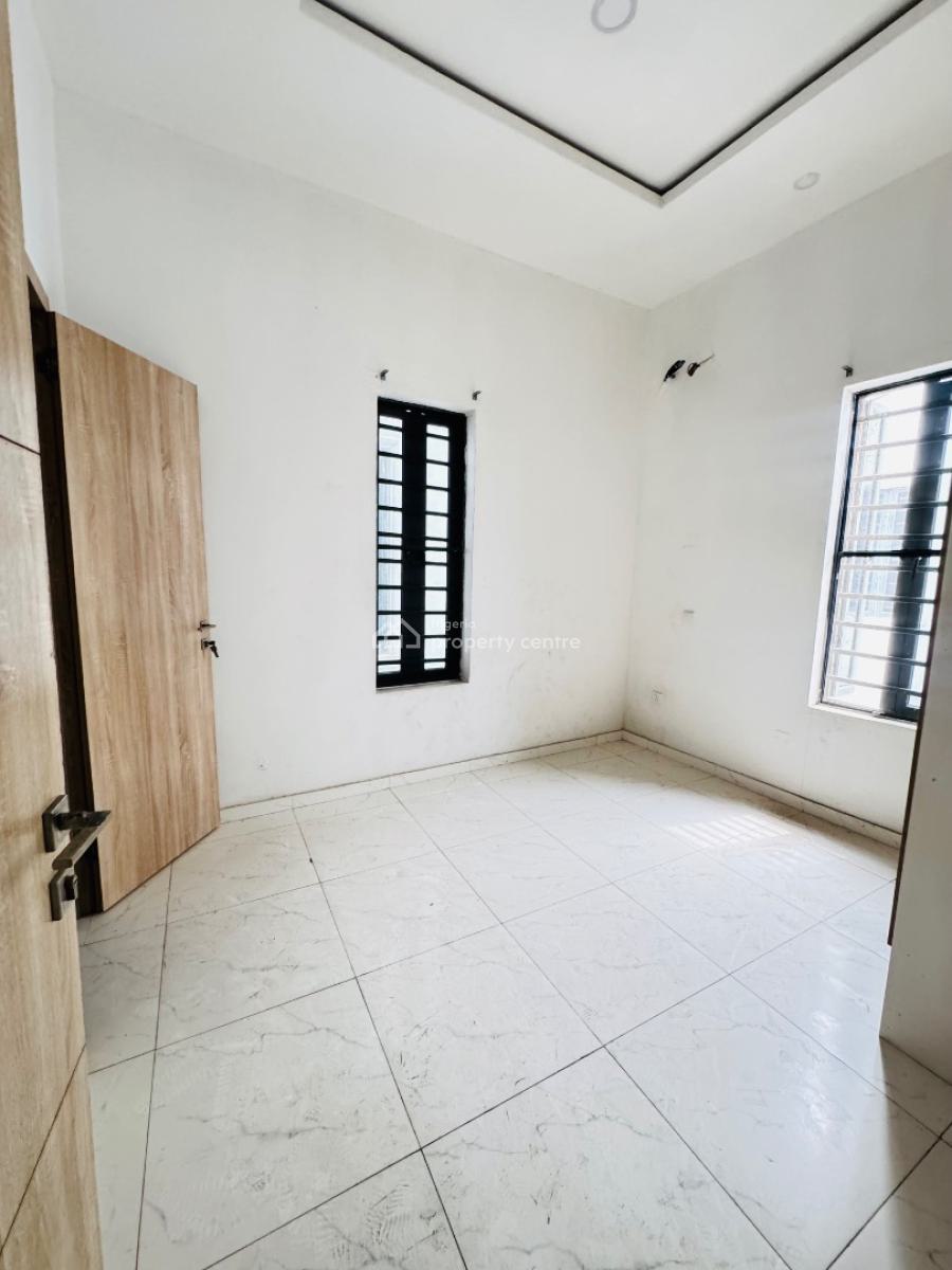 4bedroom Spacious Semi Detached Duplex Available 8.5m, Orchid Road, Lekki, Lagos, Detached Duplex for Rent