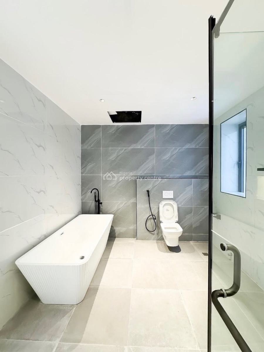 Massive 5 Bedroom Detached Duplex with Bq, Cinema & Pool, Well Built 5 Bedroom Duplex on Two Floors, Lekki Phase 1, Lekki, Lagos, Detached Duplex for Sale