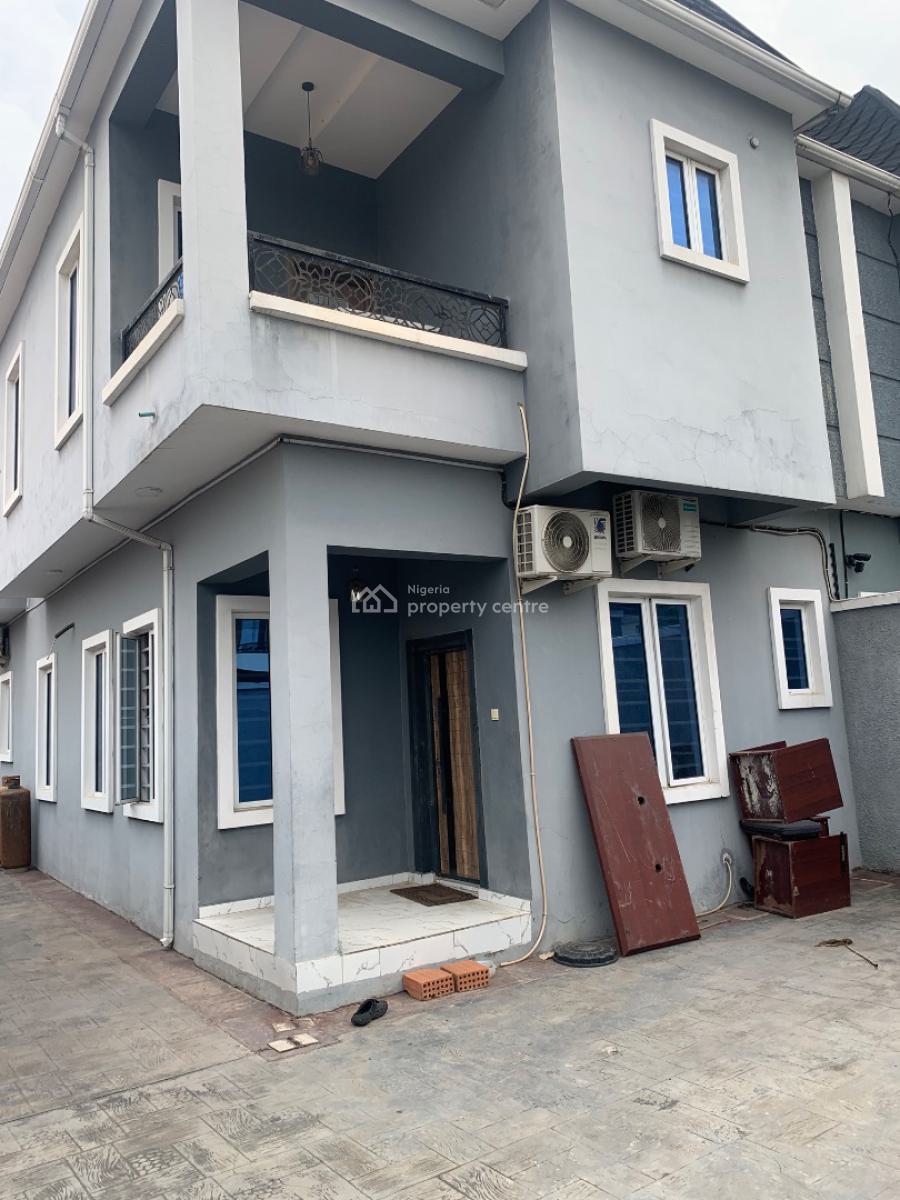 Executive Relatively New 3 Bedroom Terrace Duplex, Gra Phase 2, Magodo, Lagos, Terraced Duplex for Rent