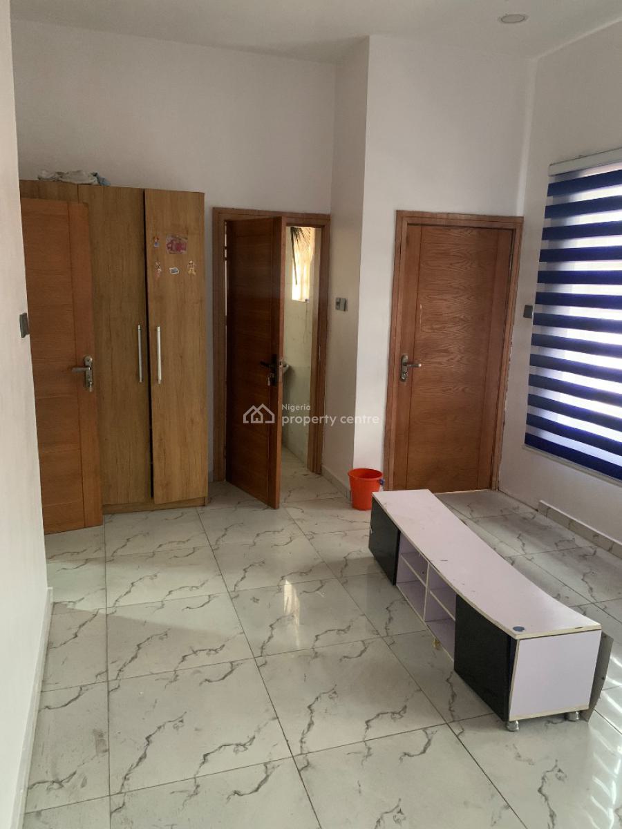 Executive Relatively New 3 Bedroom Terrace Duplex, Gra Phase 2, Magodo, Lagos, Terraced Duplex for Rent