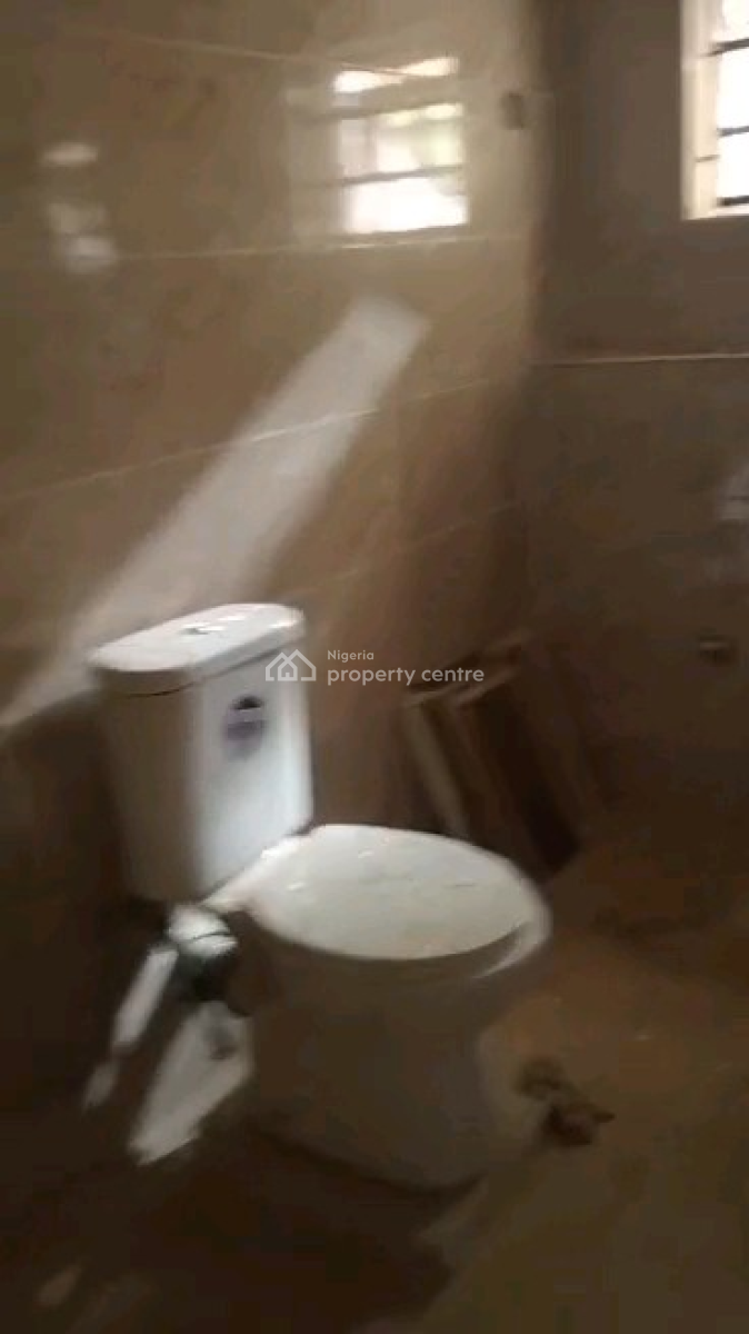 Spacious 3-bedroom Flat, Utako, Abuja, Flat / Apartment for Rent