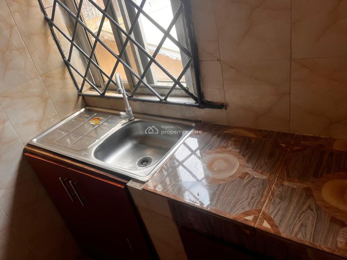 1 Bedroom Mini Flat, Moronfolu Street, Akoka, Yaba, Lagos, Mini Flat (room and Parlour) for Rent