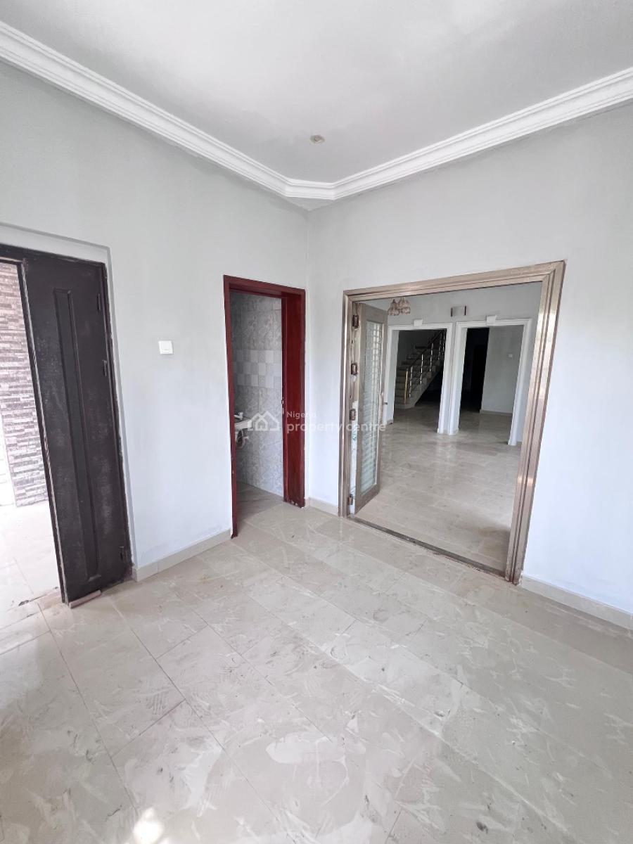 5 Bedroom & Bq, Ajah, Lagos, Detached Duplex for Sale