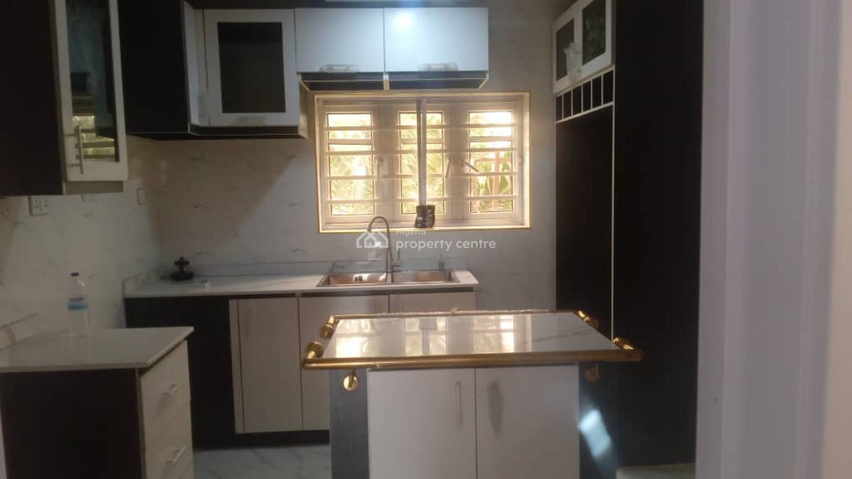 Beautiful 4bedroom Penthouse Apartment, Estate, Sangotedo, Ajah, Lagos, Flat / Apartment for Rent