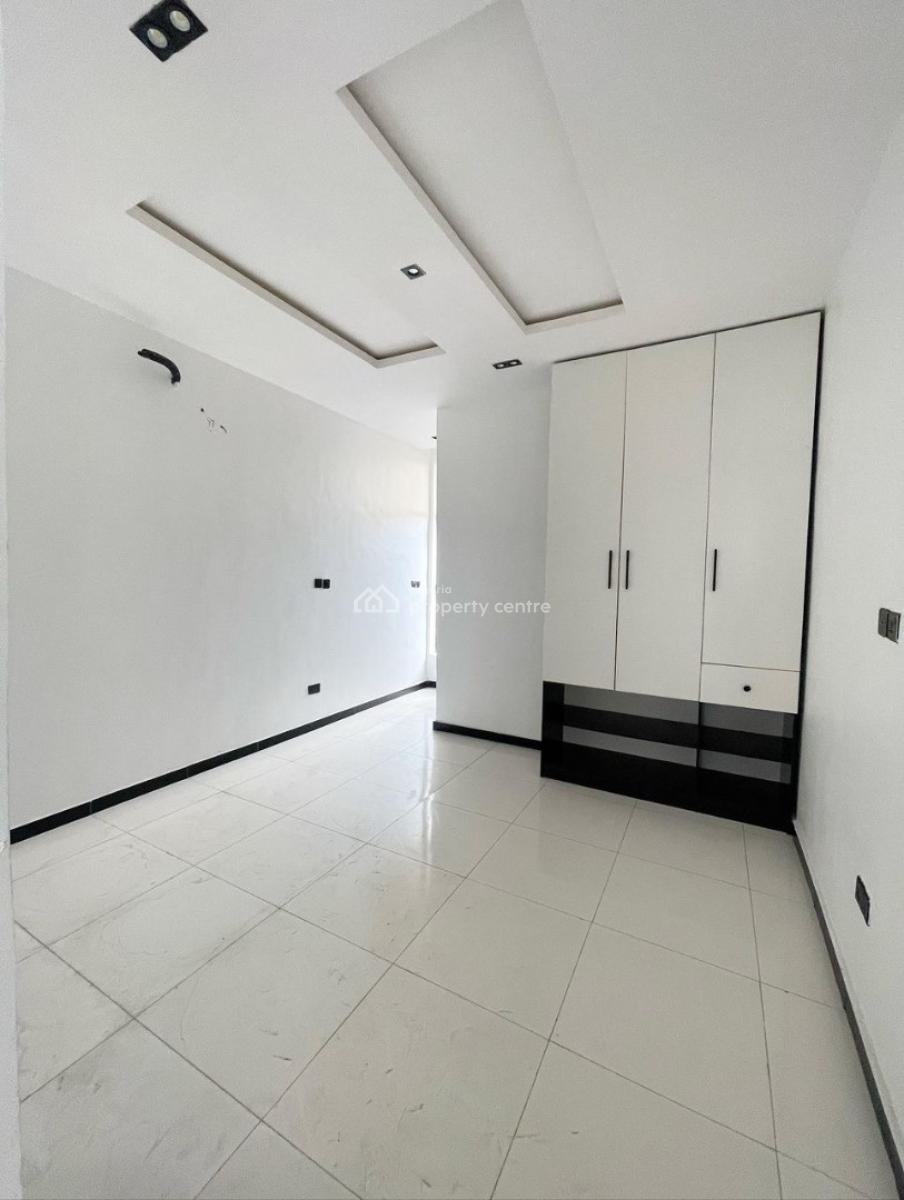 4-bedroom Semi-detached Duplex with Bq, Ikate, Lekki, Lagos, Semi-detached Duplex for Rent