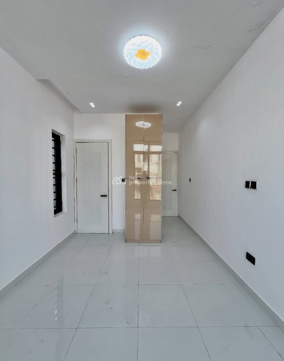 Serviced 2 Bedroom Apartments with En-suite Rooms, 2 Bedroom Apartments for Sale, Ologolo, Lekki, Lagos, Flat / Apartment for Sale