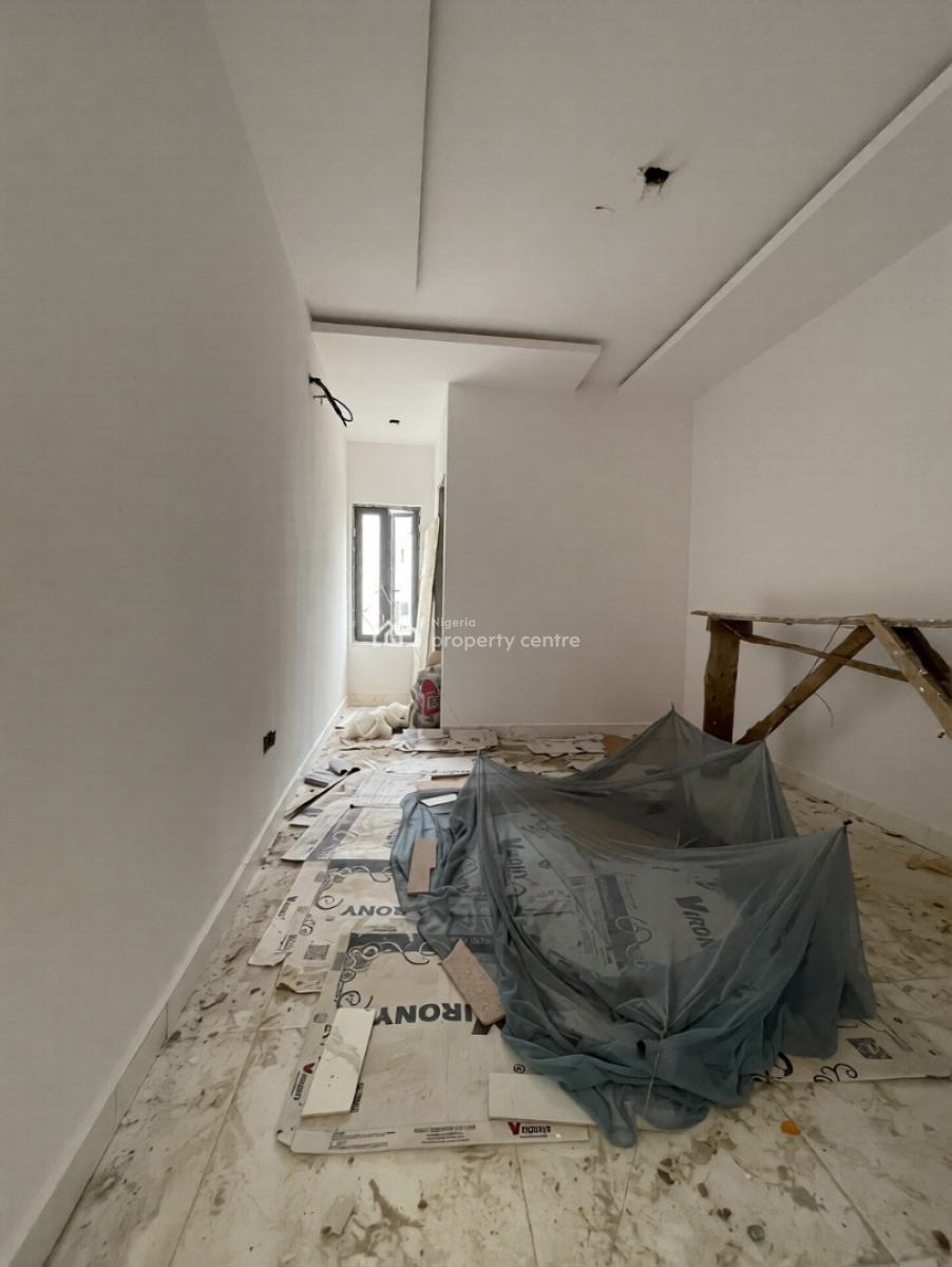 Luxurious 2 Bedroom Apartment, Off Ilasan New Road, Ilasan, Lekki, Lagos, Flat / Apartment for Sale