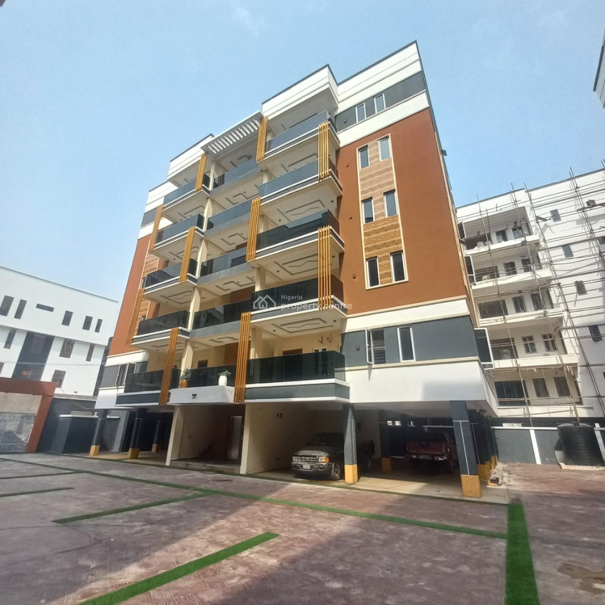 Beautiful 2 Bedroom Apartment with Pool and Elevator, Lekki Phase 1, Lekki, Lagos, Flat / Apartment for Rent