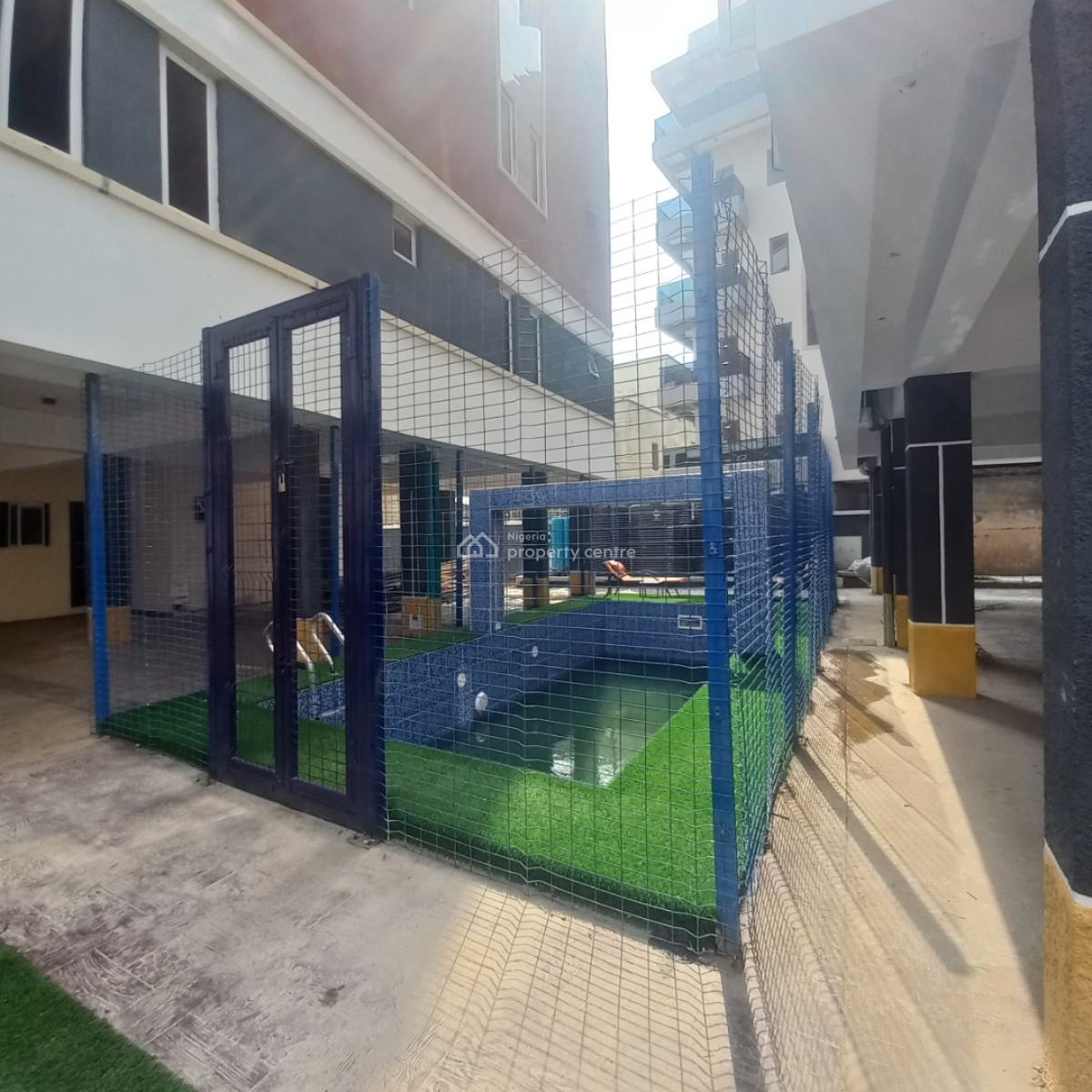 Beautiful 2 Bedroom Apartment with Pool and Elevator, Lekki Phase 1, Lekki, Lagos, Flat / Apartment for Rent