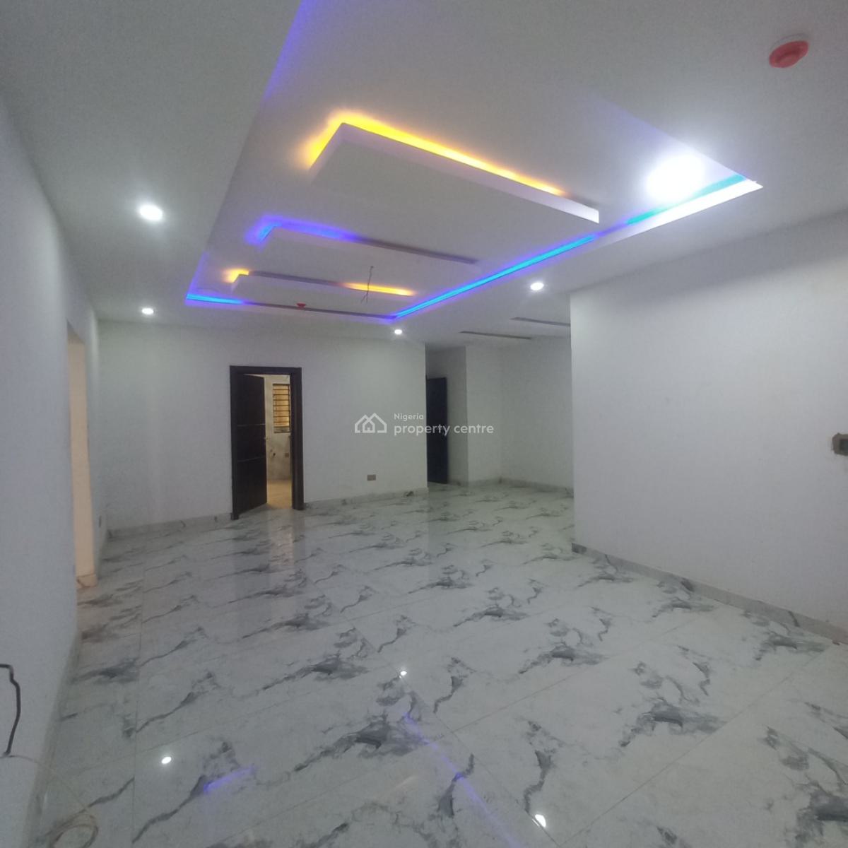 Beautiful 2 Bedroom Apartment with Pool and Elevator, Lekki Phase 1, Lekki, Lagos, Flat / Apartment for Rent