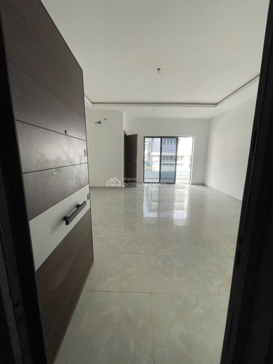 Executive 3 Bedroom with Bq, Lekki Phase 1, Lekki, Lagos, Flat / Apartment for Rent