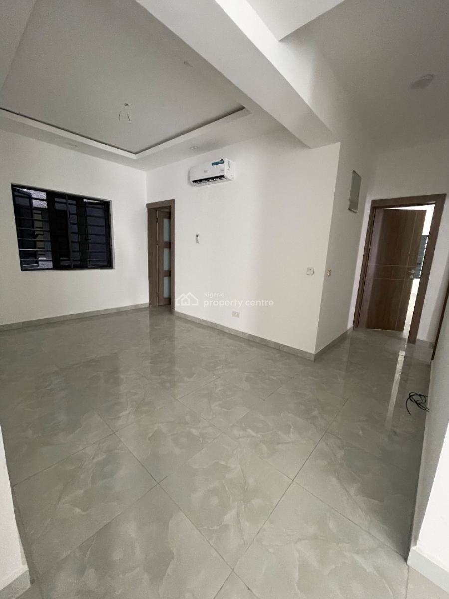 Executive 3 Bedroom with Bq, Lekki Phase 1, Lekki, Lagos, Flat / Apartment for Rent