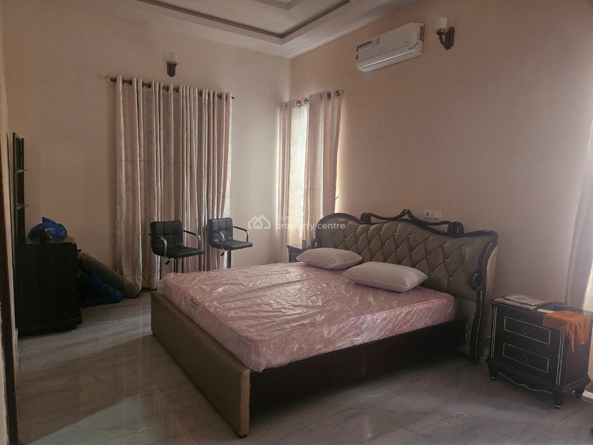 3 Bedroom Fully Furnished Luxury Flat with Bq, Alhaji Olawale Bakare Street, Royal Pine Estate, Ikota, Lekki, Lagos, Flat / Apartment Short Let