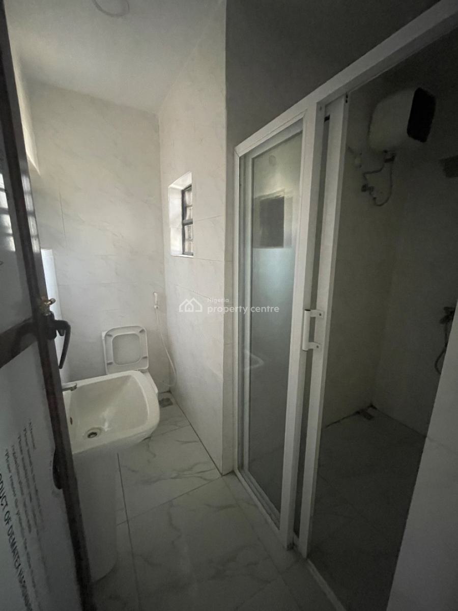 4 Bedroom Terrace Duplex in a Call to Access Estate, Close to General Paint, Lekki Expressway, Lekki, Lagos, Terraced Duplex for Rent