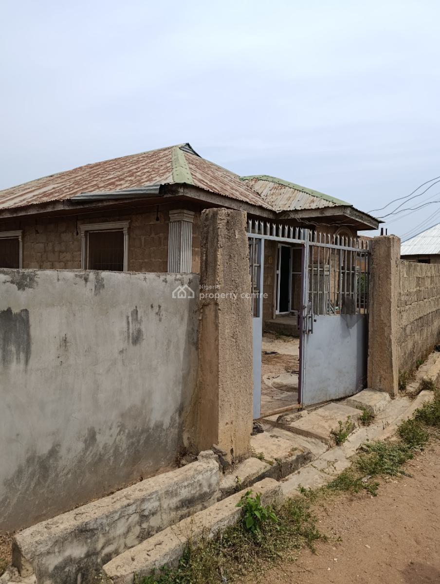 3 Bedroom Bungalow All Room Ensuite on Half Plot of Land, Olorisa Oko, Moniya, Train Station, Ojoo, Ibadan, Oyo, Detached Bungalow for Sale