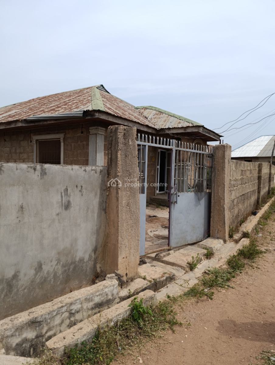 3 Bedroom Bungalow All Room Ensuite on Half Plot of Land, Olorisa Oko, Moniya, Train Station, Ojoo, Ibadan, Oyo, Detached Bungalow for Sale