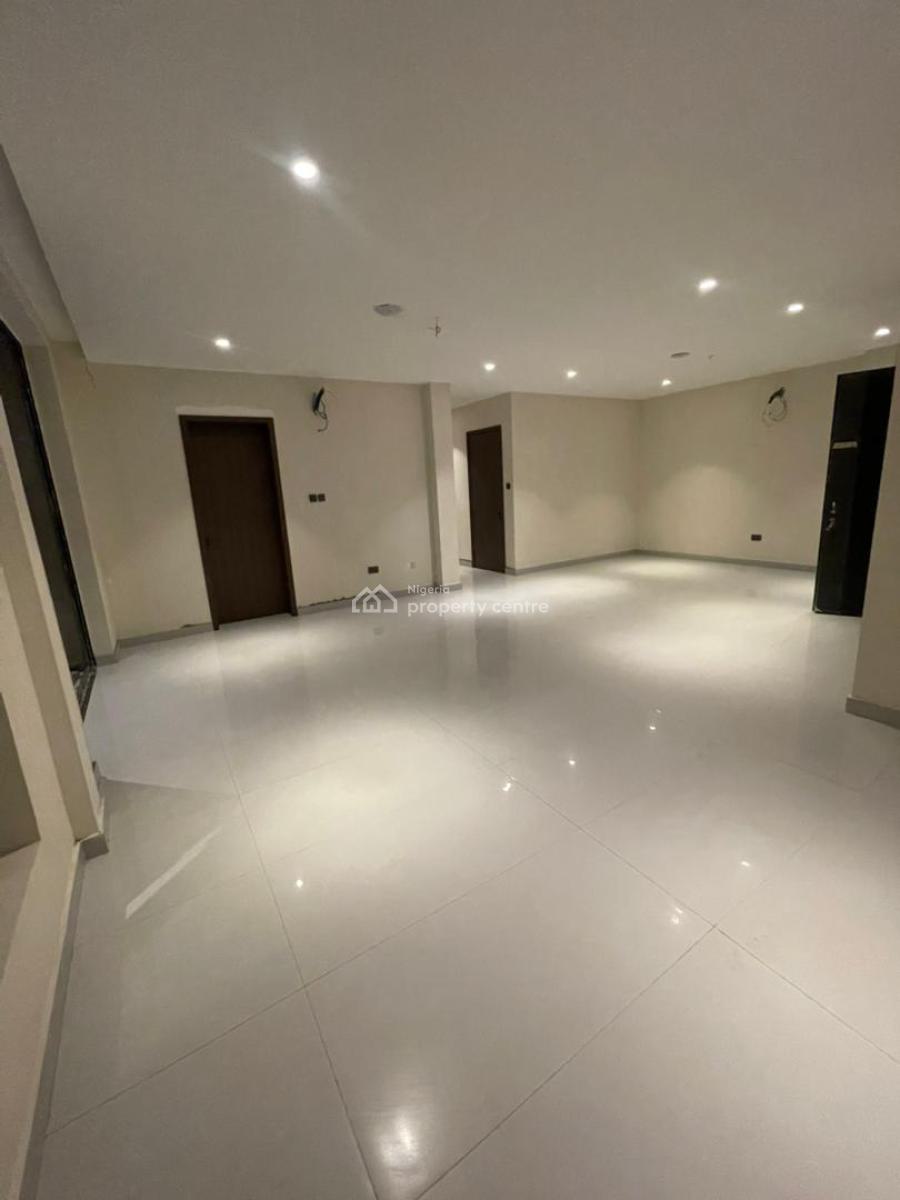 Luxury 2 Bedroom Apartment with Governors Consent, Off Admiralty Way, Lekki Phase 1, Lekki, Lagos, Flat / Apartment for Sale