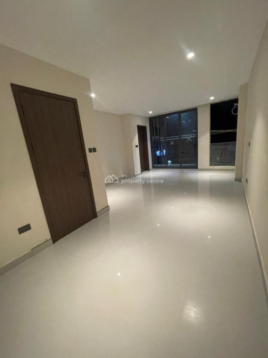 Luxury 2 Bedroom Apartment with Governors Consent, Off Admiralty Way, Lekki Phase 1, Lekki, Lagos, Flat / Apartment for Sale