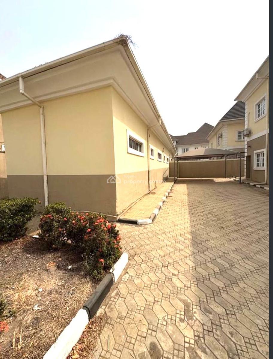 6 Bedrooms Semi Detached Duplex, Katampe Extension, Katampe, Abuja, Semi-detached Duplex for Rent