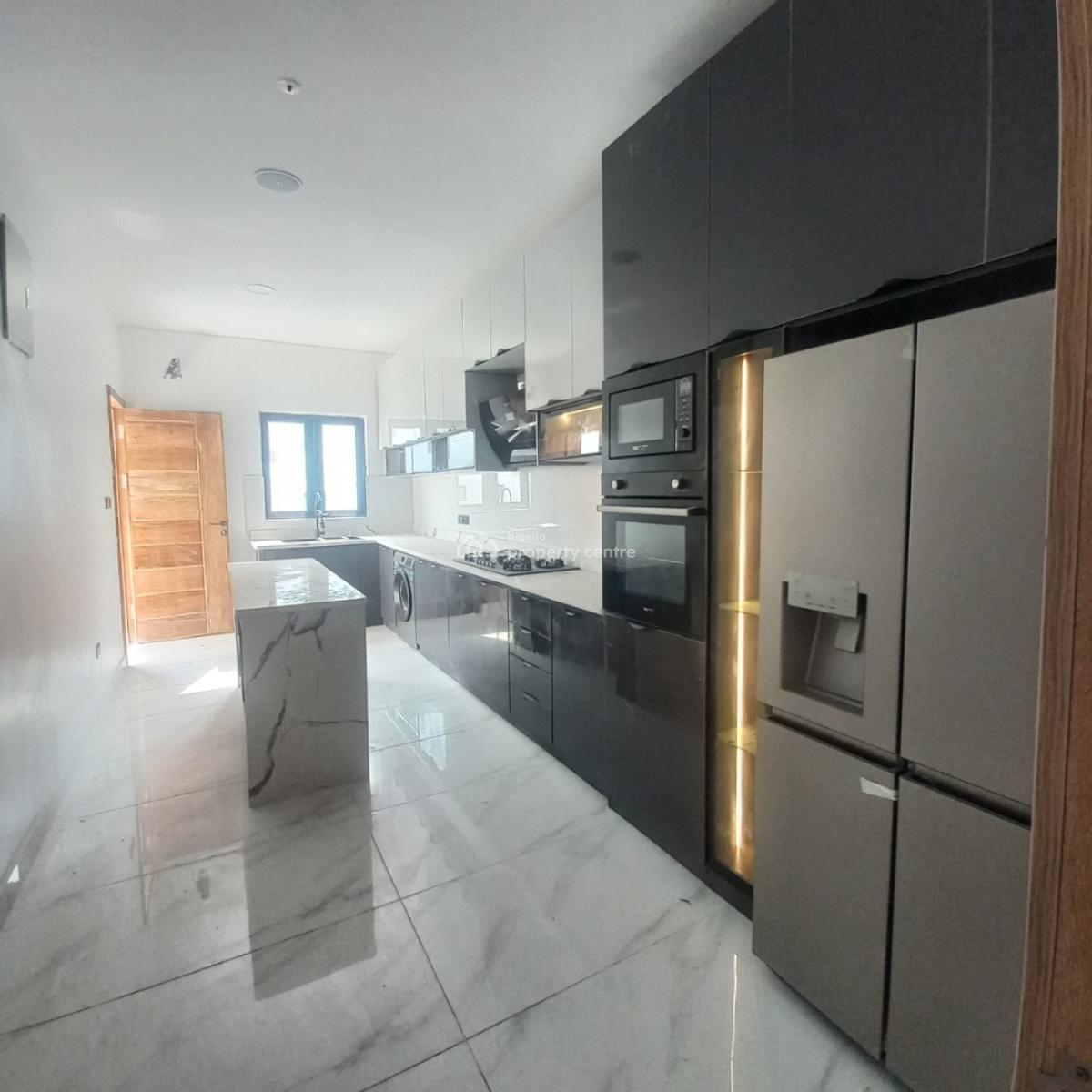 Standard 2 Bedroom Apartment with Pool and Elevator with Bq, Lekki Phase 1, Lekki, Lagos, Flat / Apartment for Sale