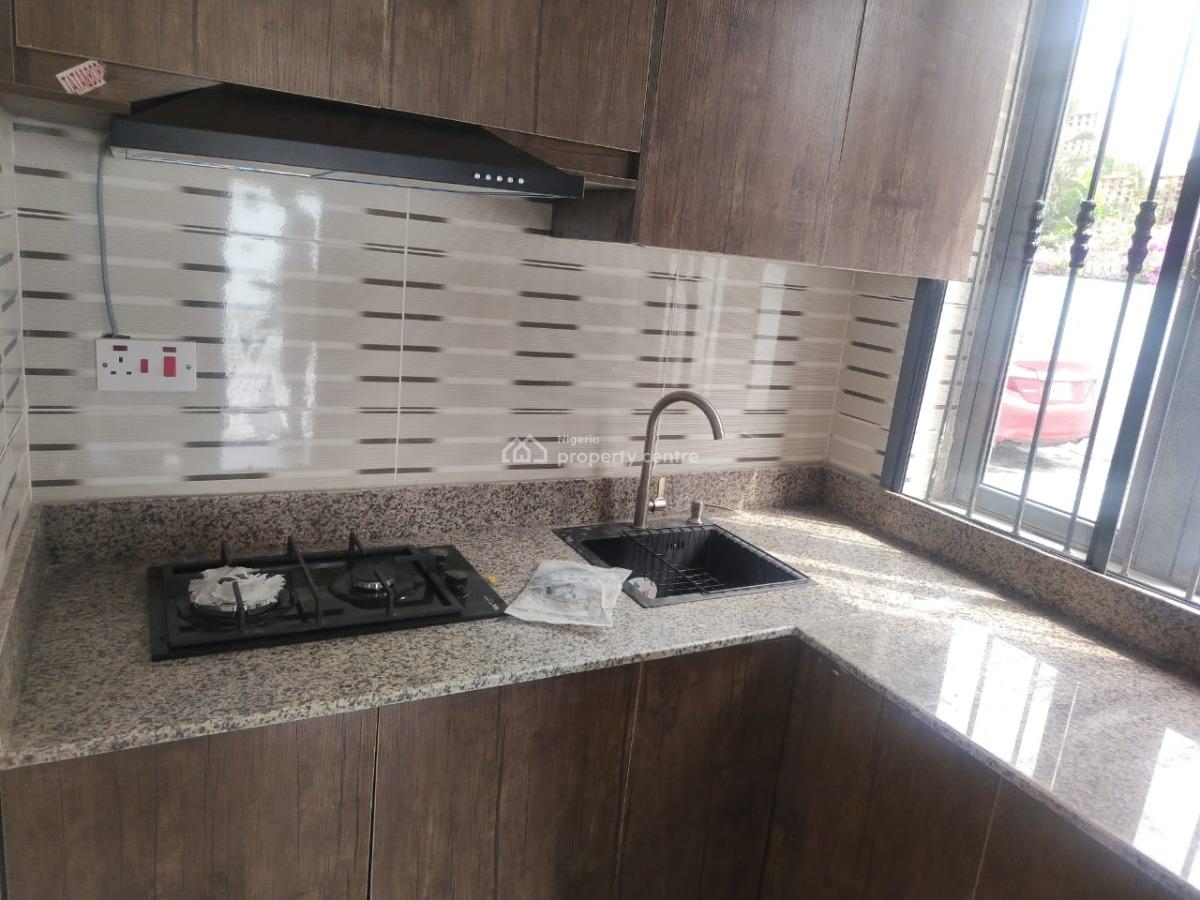 One Boys Quarter, Ikoyi, Lagos, Mini Flat (room and Parlour) for Rent