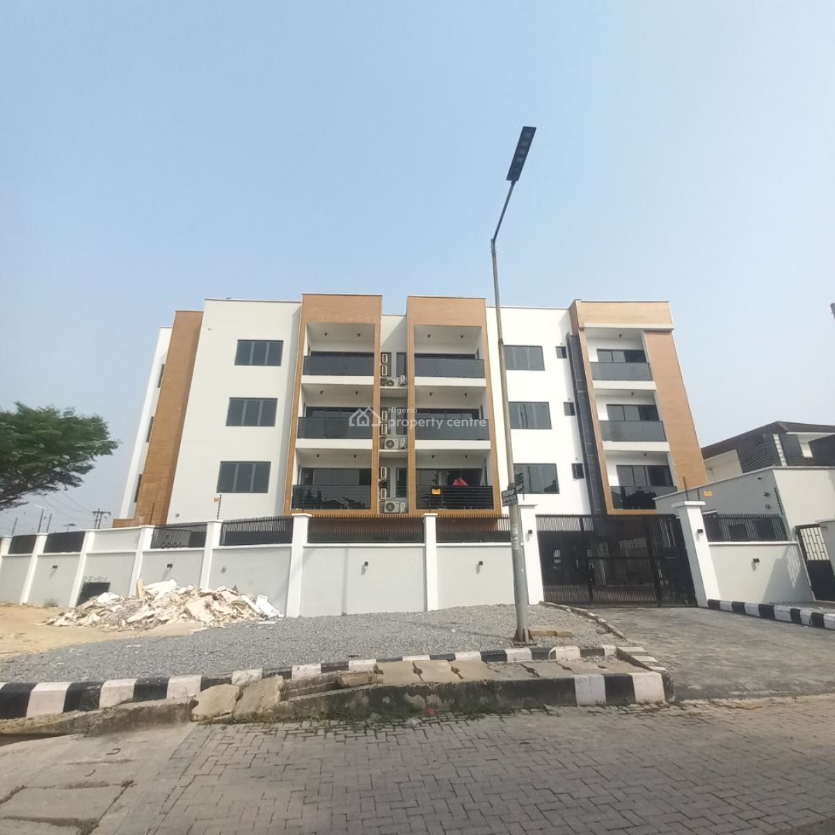 Lovely 2 Bedroom Apartment with Pool and Elevator, Lekki Phase 1, Lekki, Lagos, Flat / Apartment for Rent