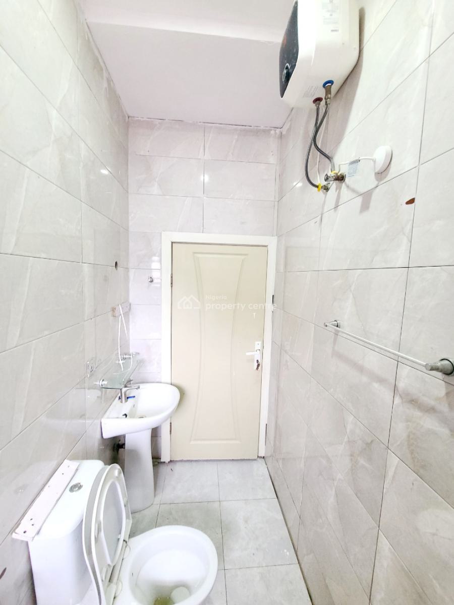 Newly Renovated 2 Bedroom Flat Ground Floor, Orchid Road, Lekki, Lagos, Flat / Apartment for Rent