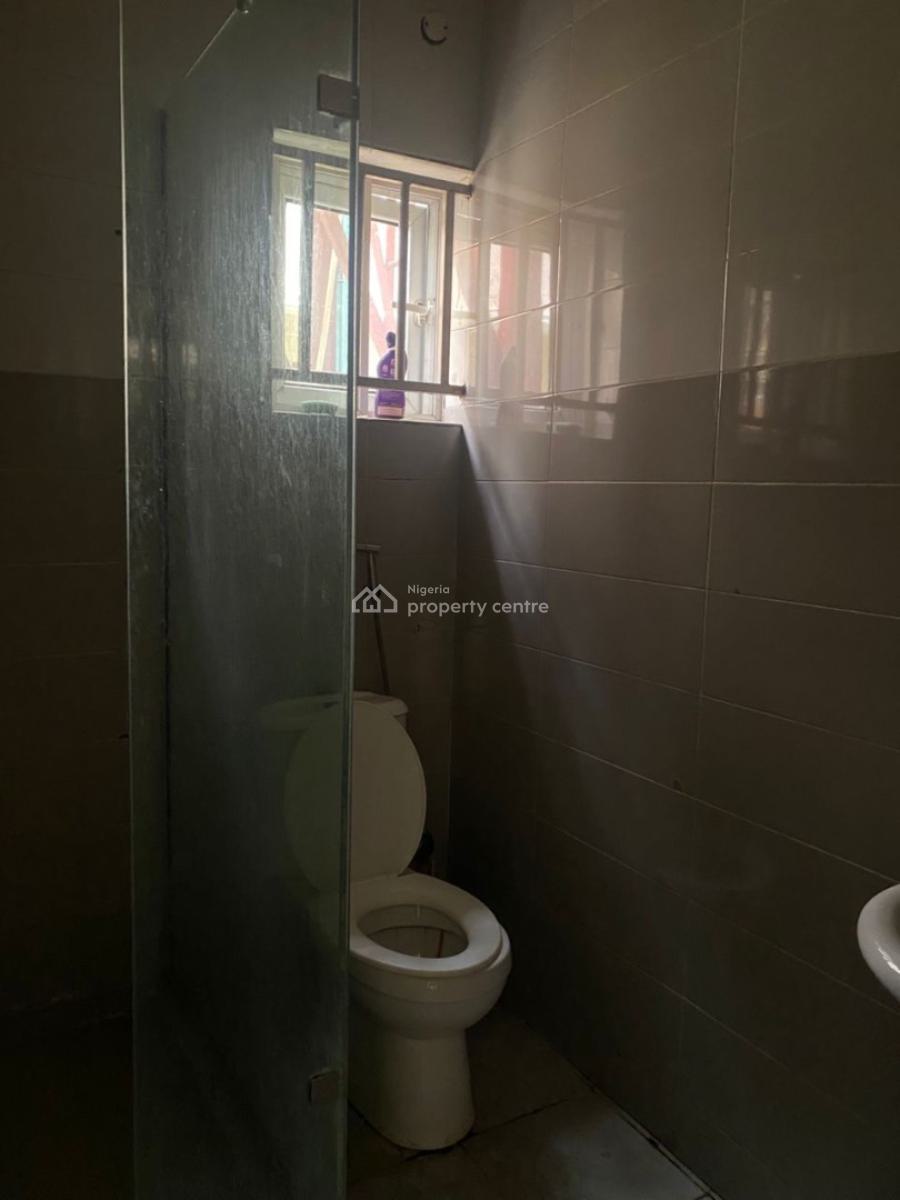 Standards 2 Bedroom Apartment in a Secured and Gated Estate, Blenco, Sangotedo, Ajah, Lagos, Flat / Apartment for Rent