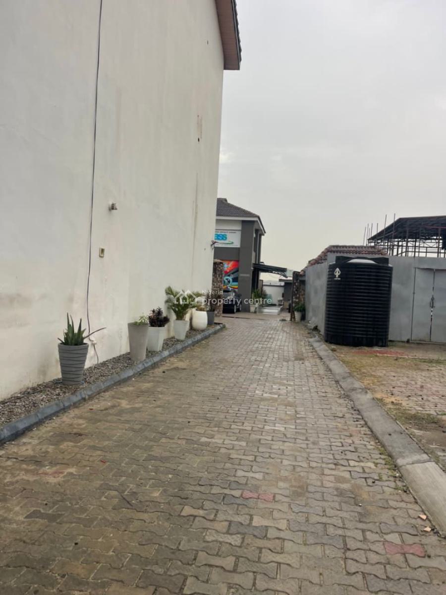 Spacious 5 Bedroom, Oniru, Victoria Island (vi), Lagos, Commercial Property for Rent