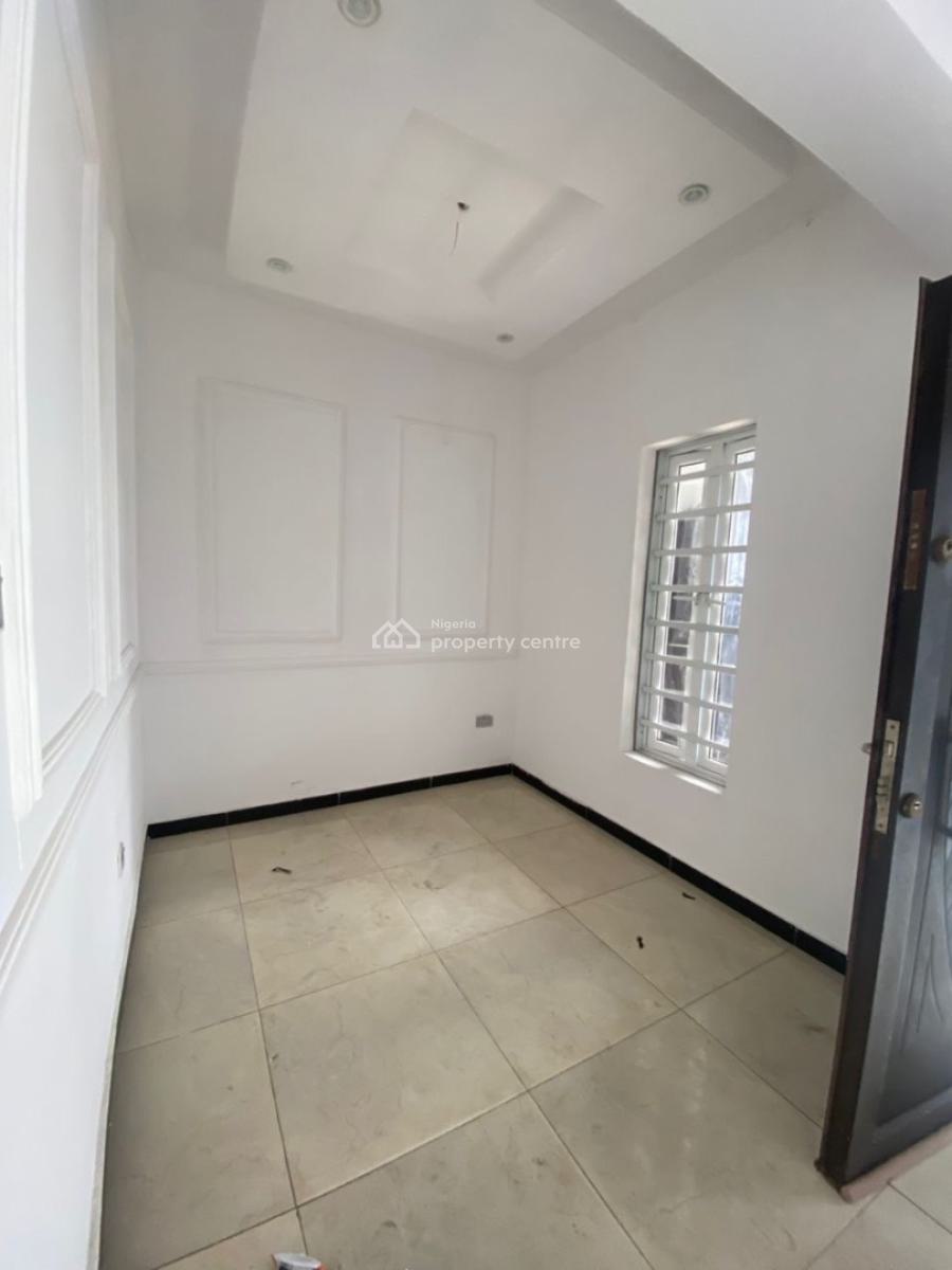 3 Bedroom Apartment in a Secured and Gated Estate 4 in a Compound, Blenco, Sangotedo, Ajah, Lagos, Flat / Apartment for Rent