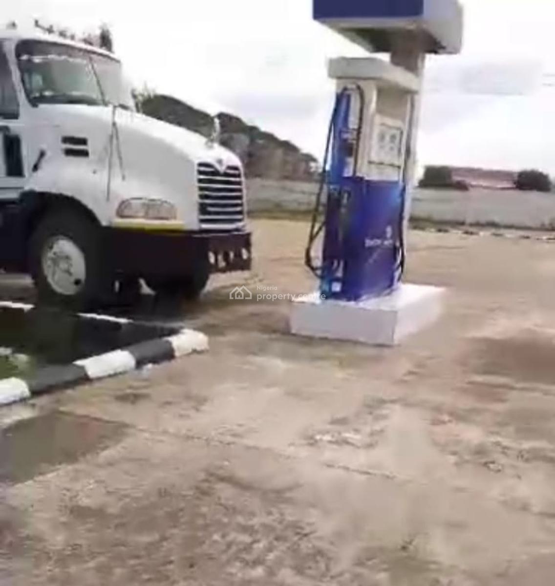 Filling Station, Kubwa Express Way, Abuja, Kubwa, Abuja, Filling Station for Sale