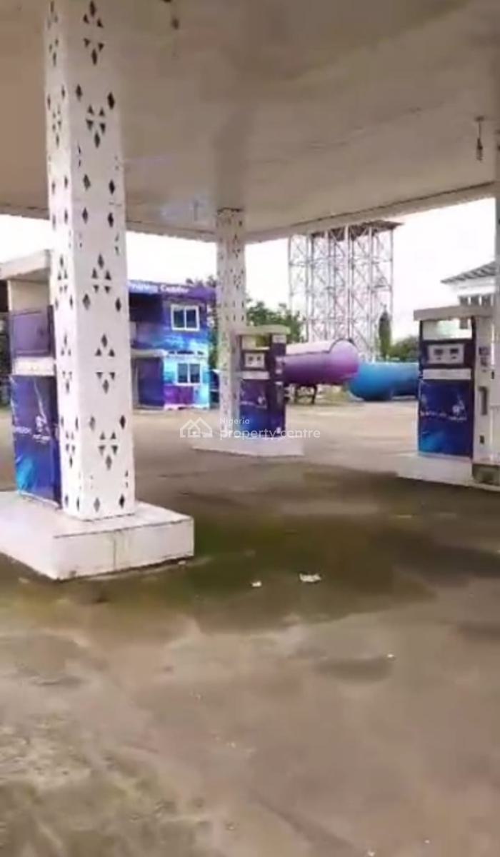 Filling Station, Kubwa Express Way, Abuja, Kubwa, Abuja, Filling Station for Sale
