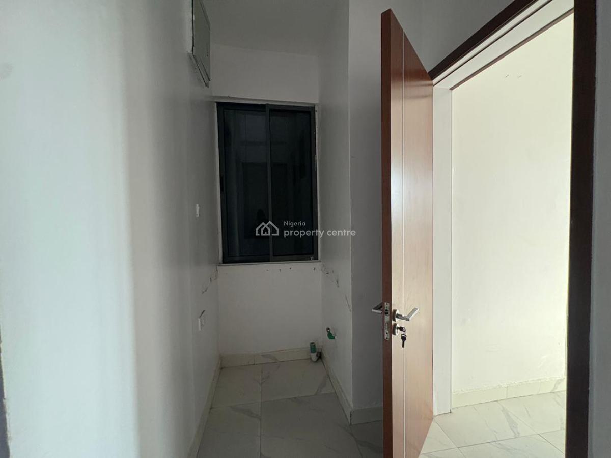 2 Bedroom Apartment with 24 Hrs Light, Ilasan, Lekki, Lagos, Flat / Apartment for Rent