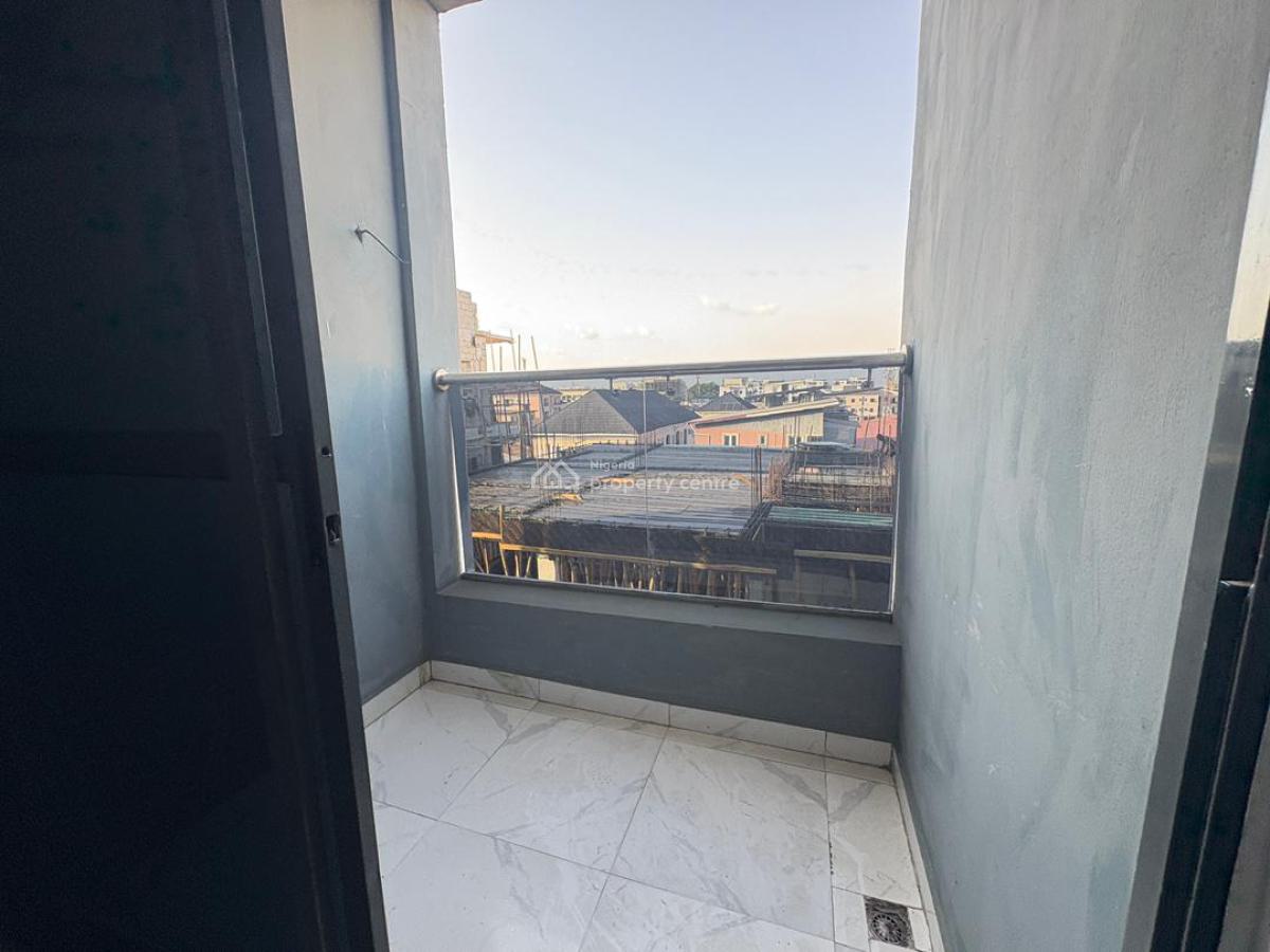 2 Bedroom Apartment with 24 Hrs Light, Ilasan, Lekki, Lagos, Flat / Apartment for Rent