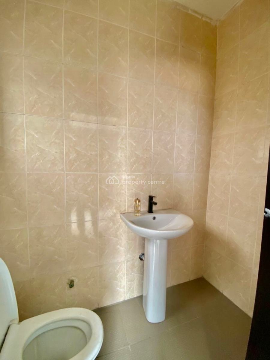 Luxury and Elegant Brand New: 4 in a Compound Upstairs, Olokonla, Ajah, Lagos, Flat / Apartment for Rent