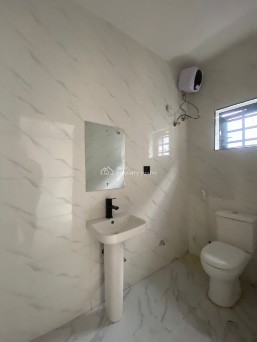 Luxury Brand New in Well Secured Estate, Behind Blenco Supermarket, Olokonla, Ajah, Lagos, Flat / Apartment for Rent