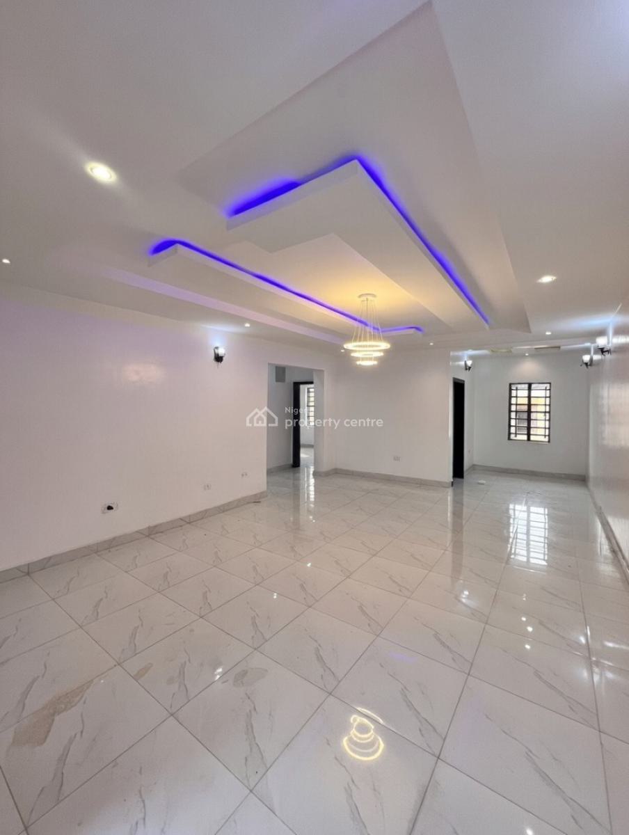 a Standard 2bedroom Flat, Before Novare Shoprite Ajah, Lekki Phase 2, Lekki, Lagos, Flat / Apartment for Rent