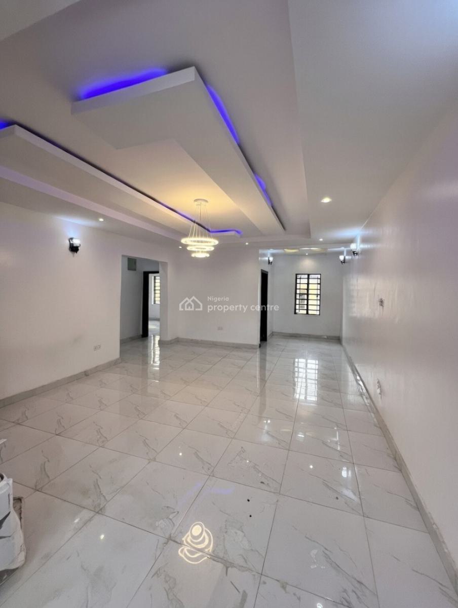 a Standard 2bedroom Flat, Before Novare Shoprite Ajah, Lekki Phase 2, Lekki, Lagos, Flat / Apartment for Rent