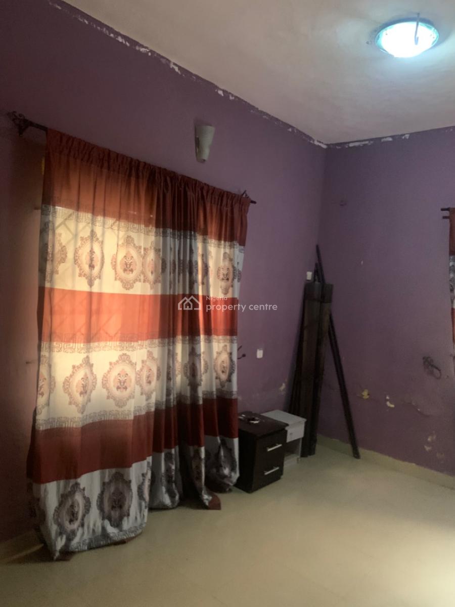 Room Is Available in a Shared Apartment, Off Oke Ira Road, Ajah, Lagos, Flat / Apartment for Rent