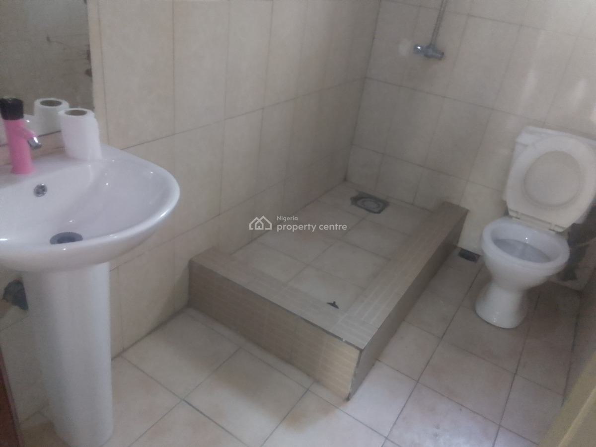 Spacious Luxury 2 Bedroom Flat with Excellent Features, Oseni Street, Ogombo, Ajah, Lagos, Flat / Apartment for Rent